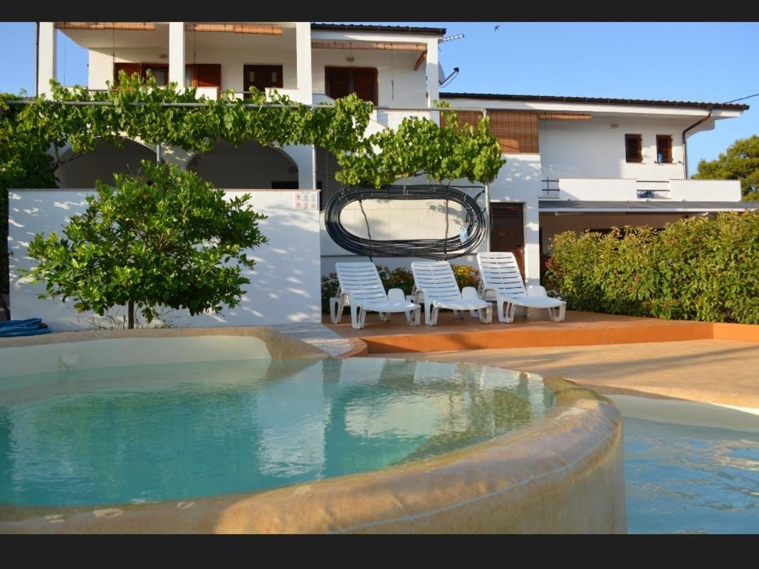 Apartments Goran Vir Dış mekan fotoğraf