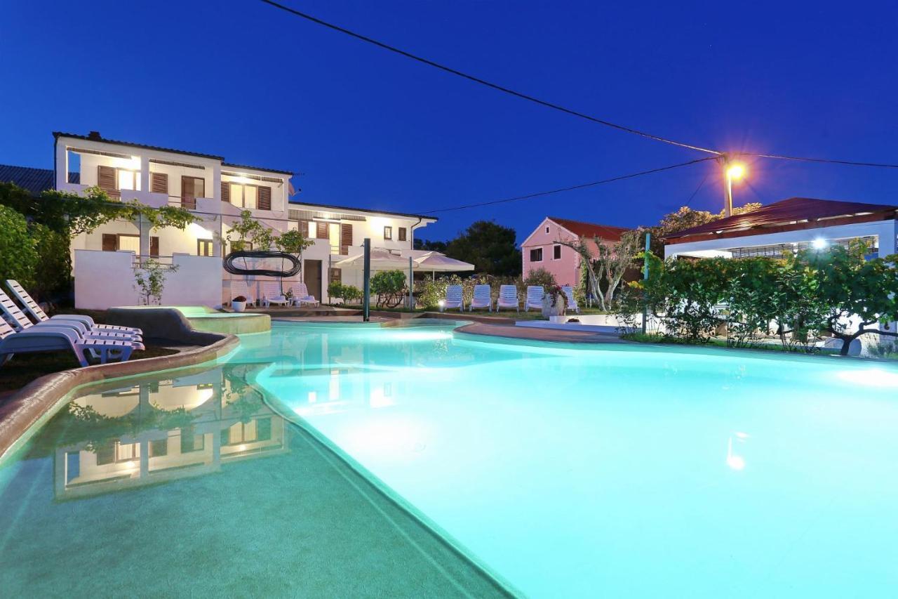 Apartments Goran Vir Dış mekan fotoğraf